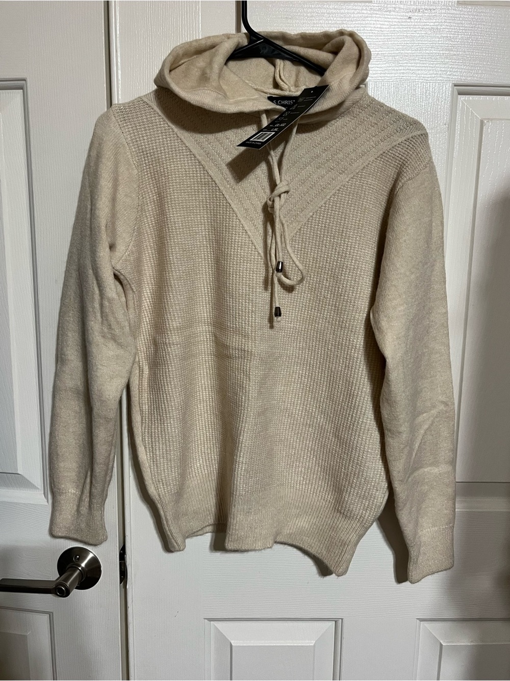 100% Cashmere Cream Hooded Knit Sweater
17-08